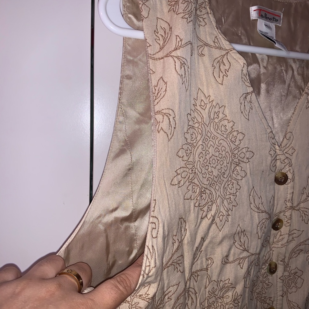 L Beige Patterned Button-Down Vest - image 5